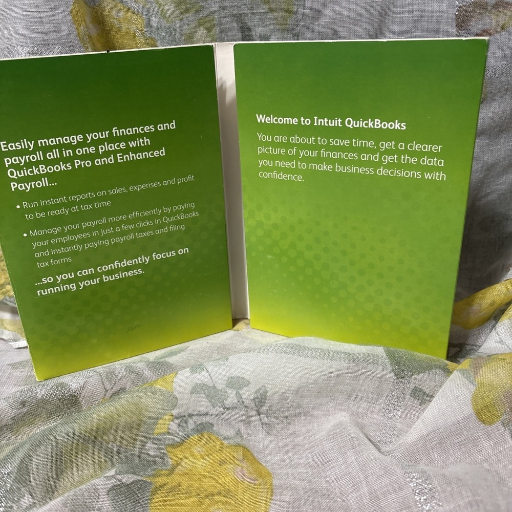 2010 Intuit QUICKBOOKS Desktop Pro with Payroll  Preowned with license